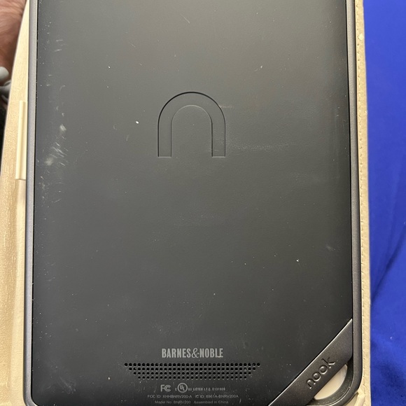 Nook Color - Picture 5 of 7